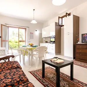 https://casale-dei-gelsi.sicilyhotelsitaly.net