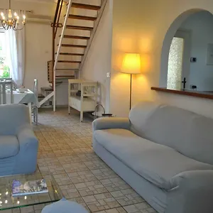 https://laltalena.it-tuscanyhotel.com